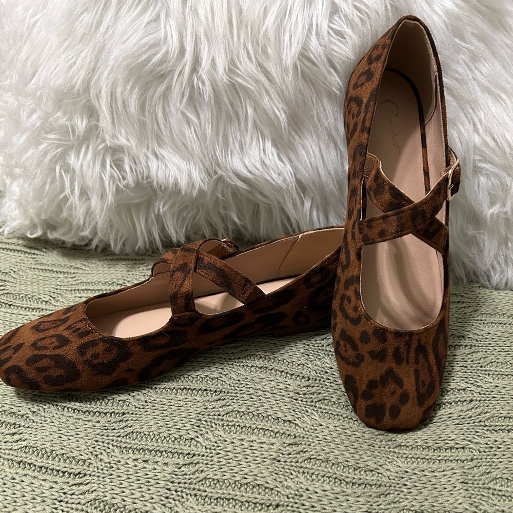 NEW C. Est. 1949 Leopard Print Cross-Strap Ballet Flats - Brown, Size 9